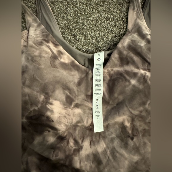 Lululemon Align Tank NWT - Picture 3 of 4